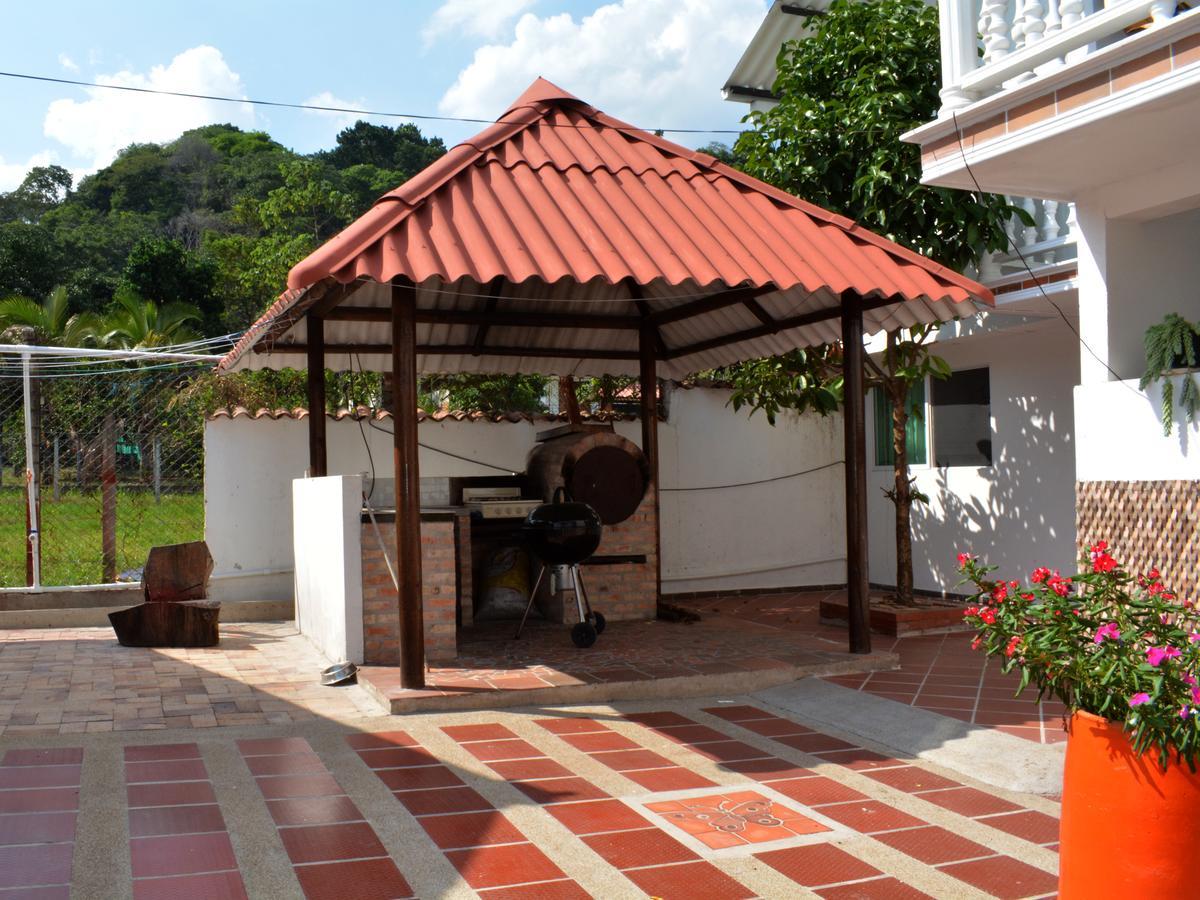 Hotel Campestre La Toscana Вилавиченцио Екстериор снимка